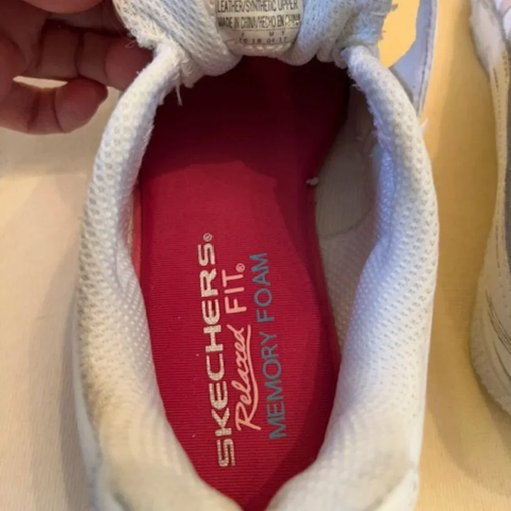 SKECHERS | Relaxed Fit Memory Foam Slip On Sneakers Girls Size 2.5